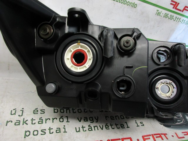 Fiat Freemont jobb kormányos, gyári új, bal első fényszóró K05067787AC