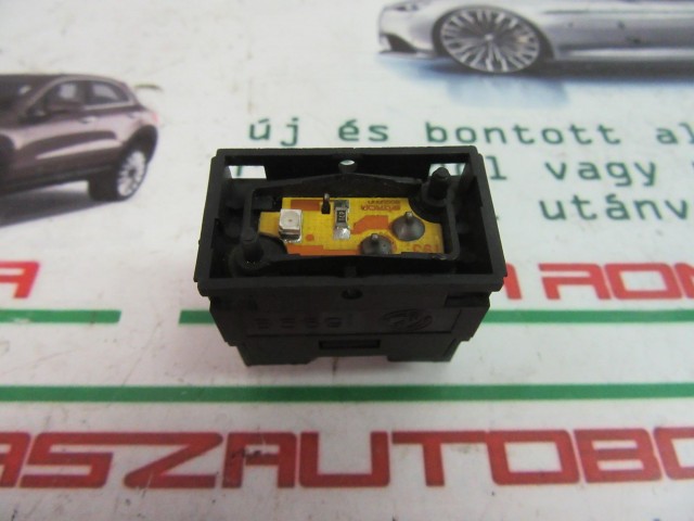 Fiat Bravo/Marea bal első ablakemelő kapcsoló talp
