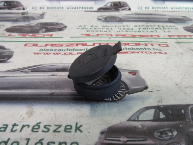 Fiat Grande Punto ablakmosó tartály kupak