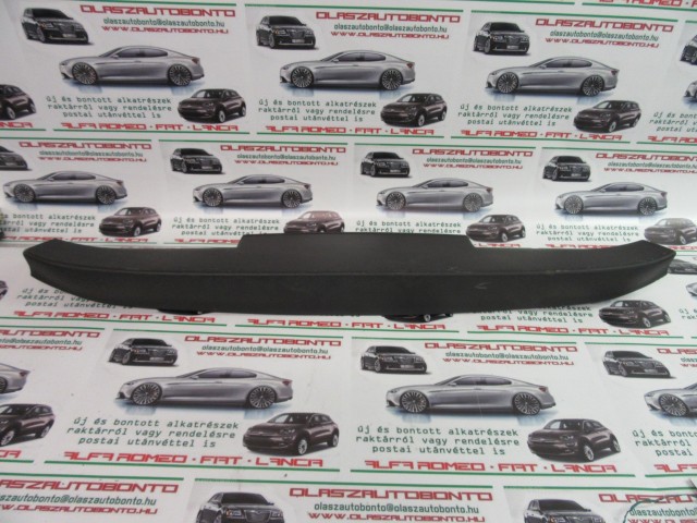 Fiat Croma 735373415 számú, pót féklámpa tartó műanyag külső