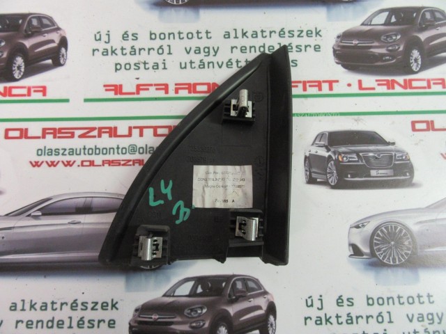 Lancia Ypsilon II. 735336278 számú, bal oldali tükör takaró háromszög