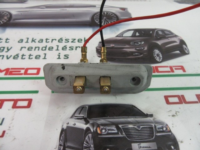 Fiat Brava csomagtérajtó kontakt