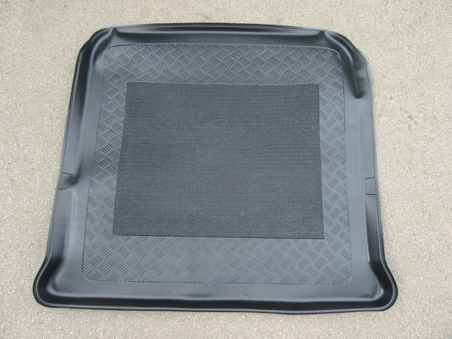 Fiat Freemont utángyártott új, csomagtértálca