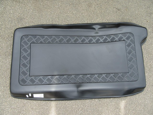 Fiat 500 utángyártott új csomagtértálca