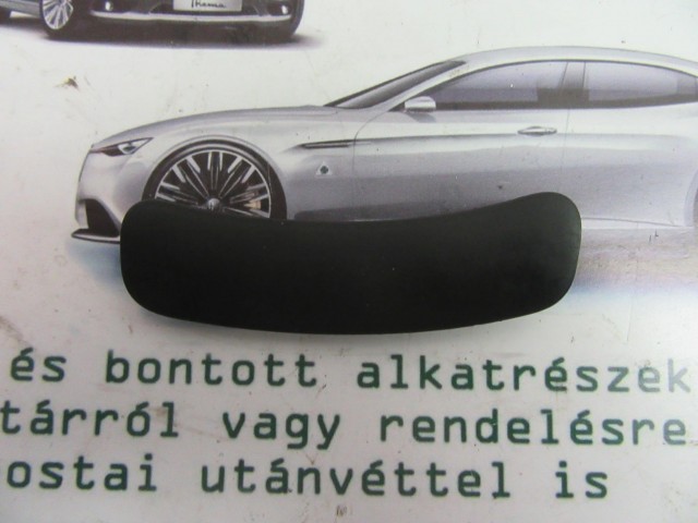 Fiat Panda III. 735490600 számú, jobb első csavar takaró