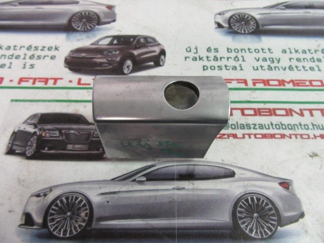 Fiat Ulysse 1484500077 számú , jobb első zárbetét ház