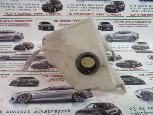 Fiat Croma ablakmosó tartály