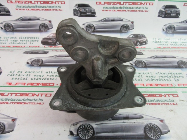 Fiat Croma 1,9  Jtd, 51768781 számú tartóbak