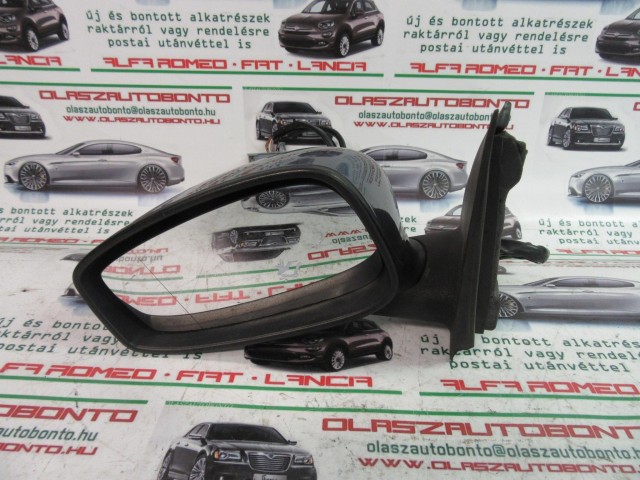 Fiat Stilo 5 ajtós , kék színű, elektromos, bal oldali tükör a képen látható sérüléssel
