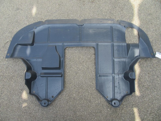 Alfa Romeo 147 utángyártott új, benzines alsó motorvédő