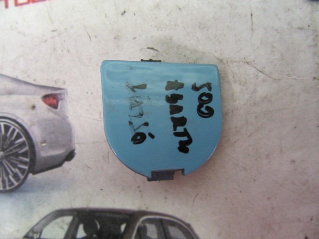 Abarth 500 hátsó vonószem takaró 735465493