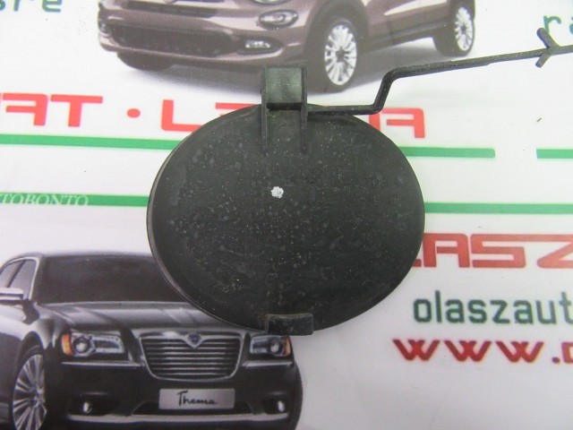 Fiat Punto Nouva  első vonószem takaró fehér 735536140