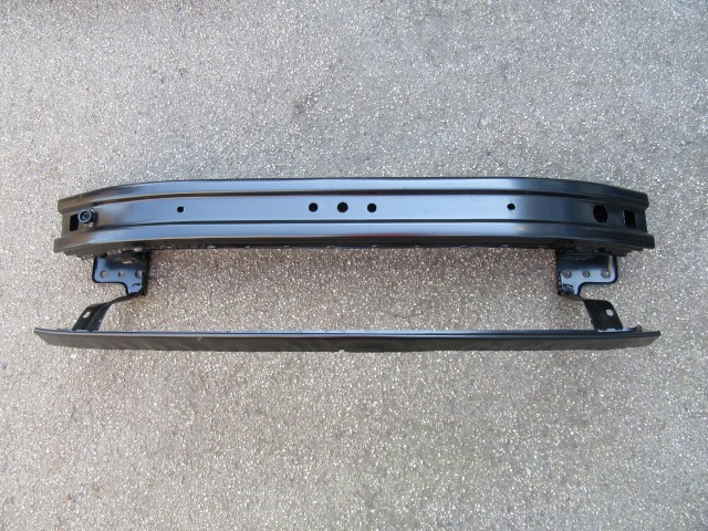 Alfa Romeo MiTo utángyártott új első nyúlványösszekötő, merevítő 50520192