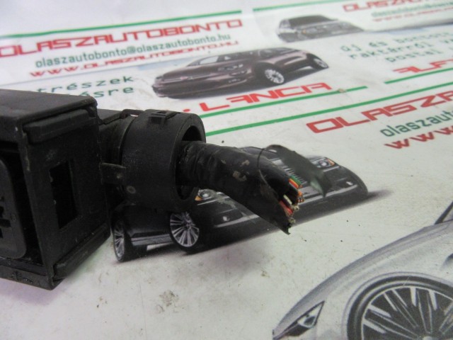 Lancia Ypsilon II. 51758179 számú Abs  elektromos csatlakozó 