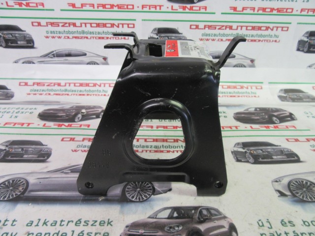 Alfa Romeo 147 gyári új könyöklő tartó vas 46847090