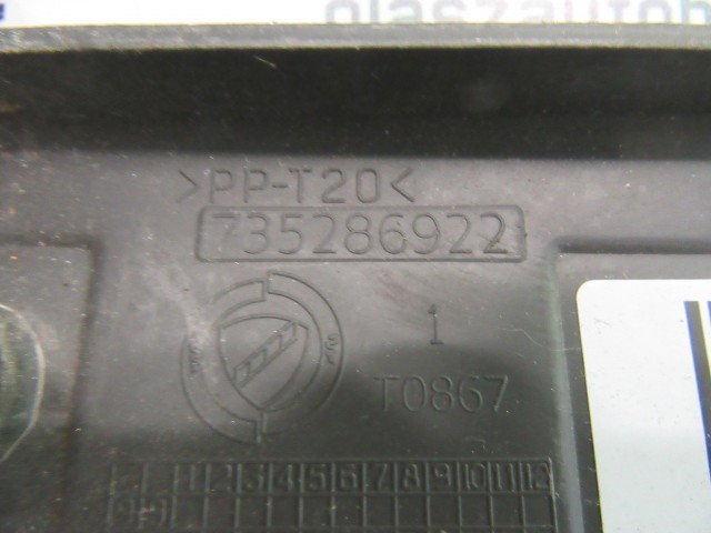 Fiat Doblo I.-II.  735286922 számú, csomagtér küszöb műanyag Sérült