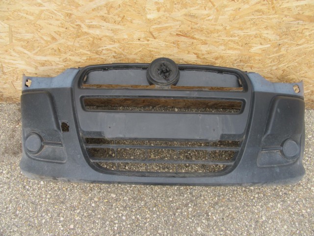 Fiat Doblo III. fényszórómosó helyes első lökhárító 61235