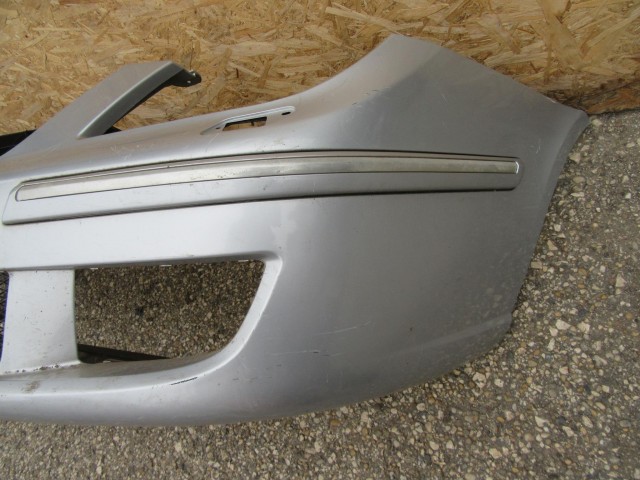 61242 Lancia Phedra ezüst színű első lökhárító 61242