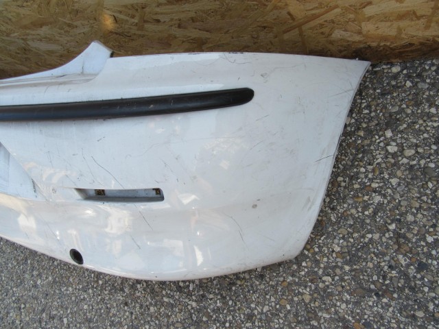 58990 Alfa Romeo 147 2000-2005 fehér színű hátsó lökhárító