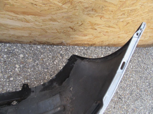 58990 Alfa Romeo 147 2000-2005 fehér színű hátsó lökhárító