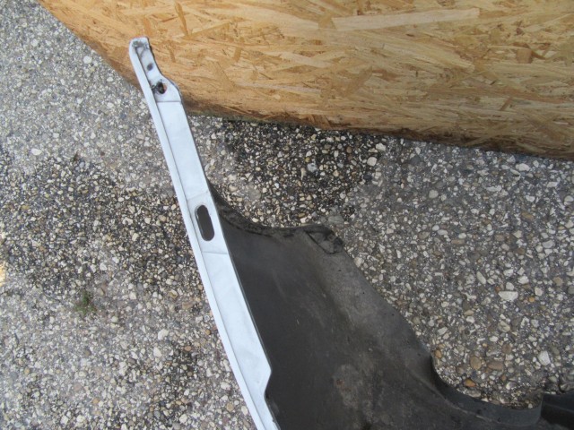 58990 Alfa Romeo 147 2000-2005 fehér színű hátsó lökhárító