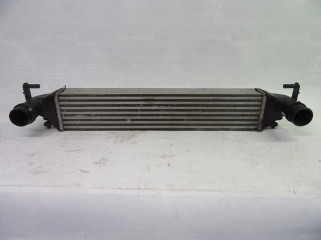 Fiat 500x, Jeep Renegade Diesel intercooler hűtő, a képen látható sérüléssel 51966752