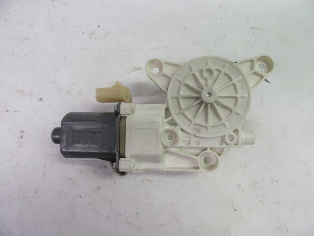 Lancia Voyager bal első ablakemelő motor 0130822334