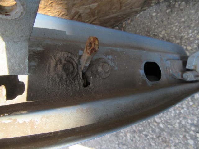 61586 Fiat Seicento jobb ajtó a képen látható sérüléssel 