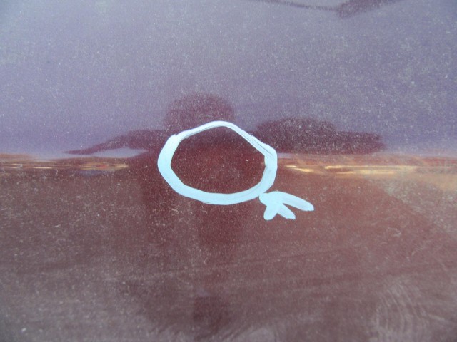 61708 Fiat Stilo 3 ajtós, barna színű jobb oldali ajtó. a képen látható sérüléssel