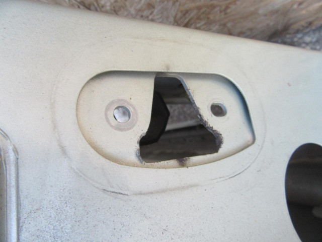 61710 Fiat Stilo 3 ajtós, zöld színű jobb oldali ajtó