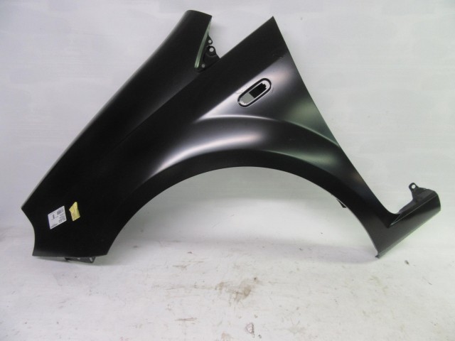 Fiat Grande Punto, Punto Evo, My Punto utángyártott új bal első sárvédő 51901101