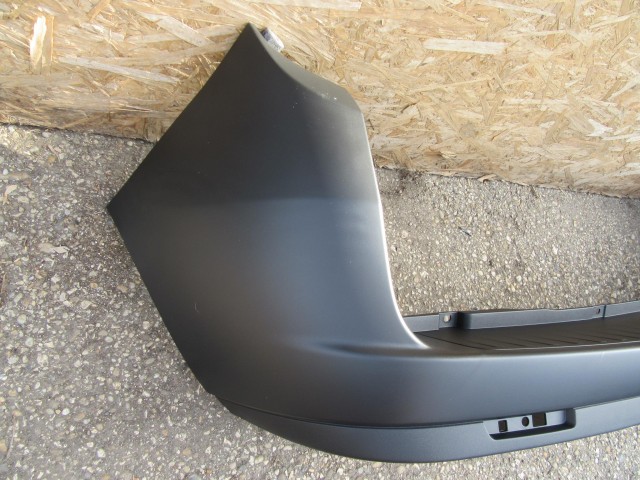 Fiat Doblo III.-IV.  utángyártott új, fényezetlen fekete hátsó lökhárító, ketté nyíló ajtós 735497862