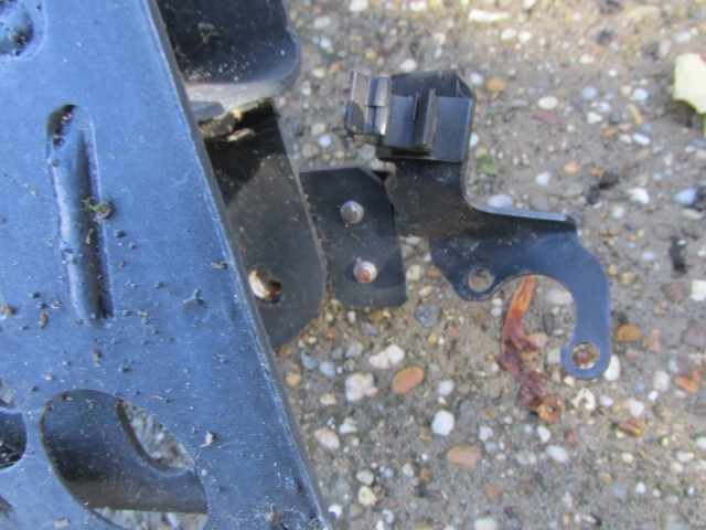 Alfa Romeo Giulietta xenon fényszórós első segédalváz bölcső 50520090