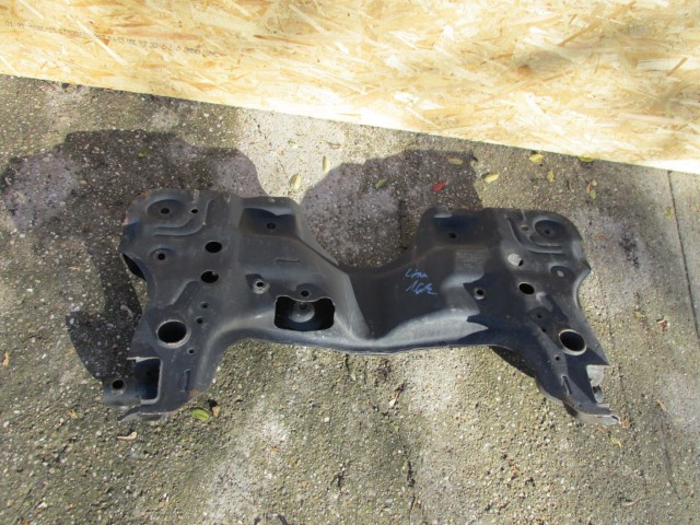 Fiat Linea vas első segédalváz (bölcső) 