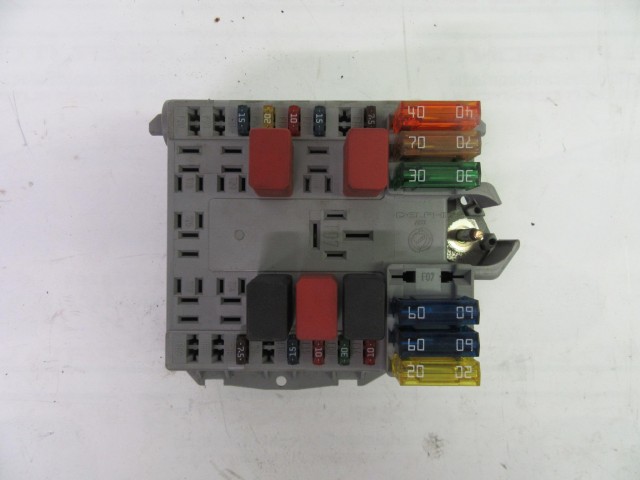 Fiat Punto II. külső biztosíték tábla 46835423