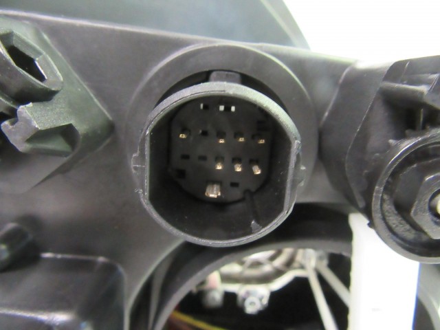 Lancia Ypsilon II. 2006-2011 utángyártott új bal első fényszóró 51786654