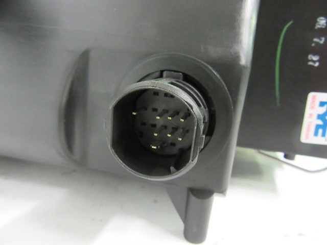 Lancia Ypsilon II. 2003-2006 utángyártott új jobb első fényszóró 51774225