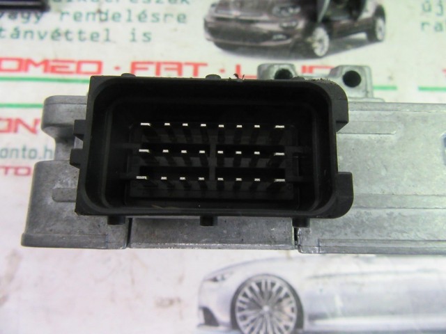 61463  Alfa Romeo 159 1,9 16v benzin motorvezérlő szett 55204924, 0261s01041