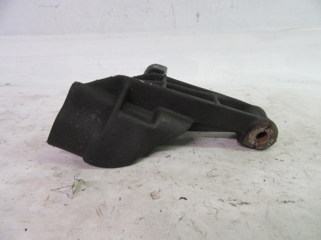 Fiat Multipla 1,9 Jtd motortartó öntvény 46744452