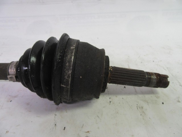 Fiat Doblo II. 1,6 16v bal oldali féltengely 51757652