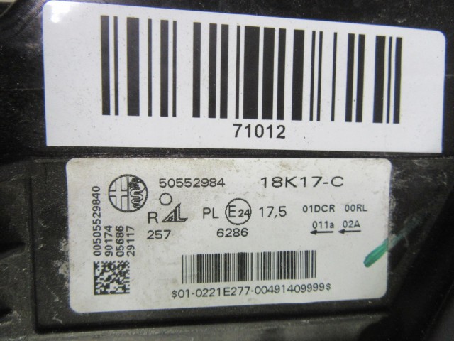 Alfa Romeo Stelvio jobb első fényszóró, a képen látható sérüléssel 50552984