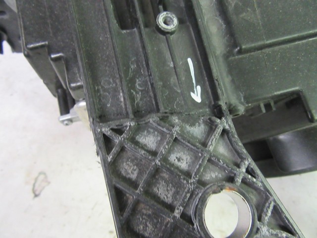 Alfa Romeo Stelvio jobb első fényszóró, a képen látható sérüléssel 50552984