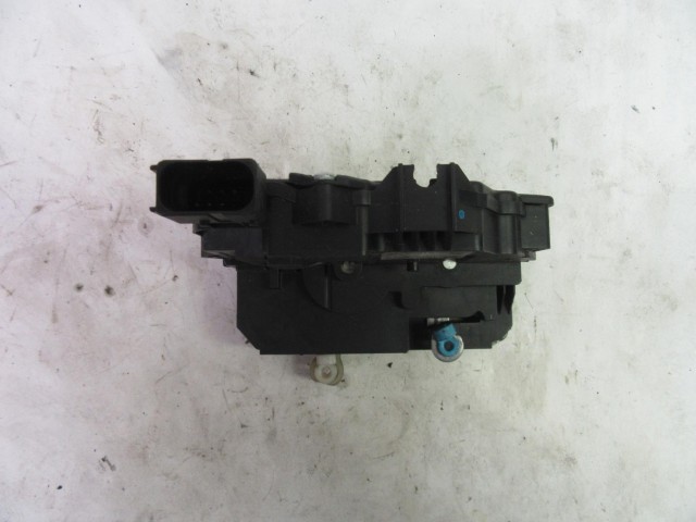Fiat Grande Punto 3 ajtós, jobb oldali ajtó zár 55702915