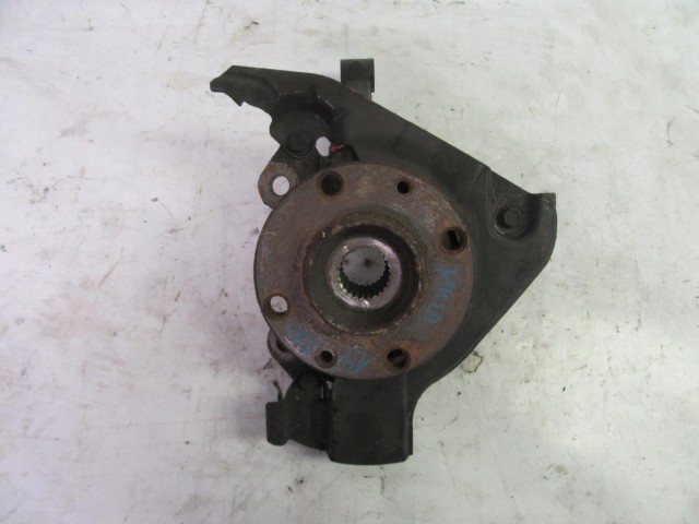 Lancia Musa 1,9 8v Mjet bal első csonkállvány, kerékagy  25 bordás 50702486