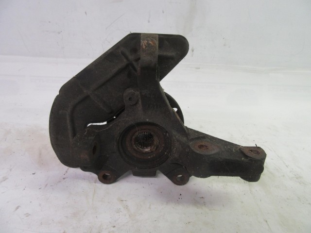 Fiat Doblo II. 1,6 16v benzin, bal első csonkállvány, kerékagy 