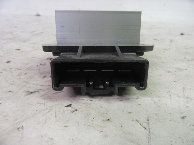 Fiat Freemont fűtőmotor előtét ellenállás K68018105AA