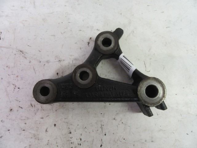 Alfa Romeo Giulietta alsó kitámasztó alubak  51870014