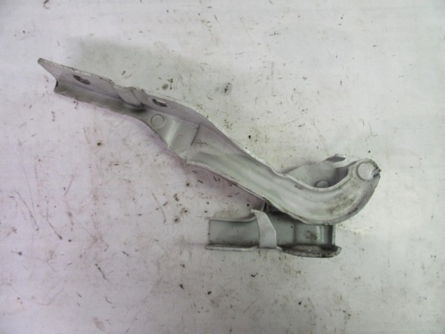 Alfa Romeo Giulietta fehér színű, jobb oldali motorháztető zsanér 50519480