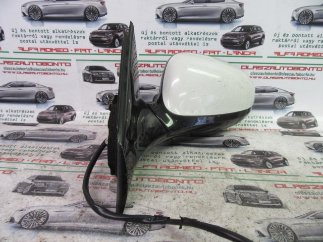 57240 Fiat Croma fehér színű, hét vezetékes, bal oldali visszapillantó tükör 
