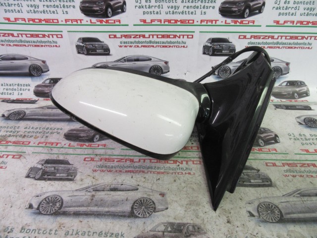 57240 Fiat Croma fehér színű, hét vezetékes, bal oldali visszapillantó tükör 
